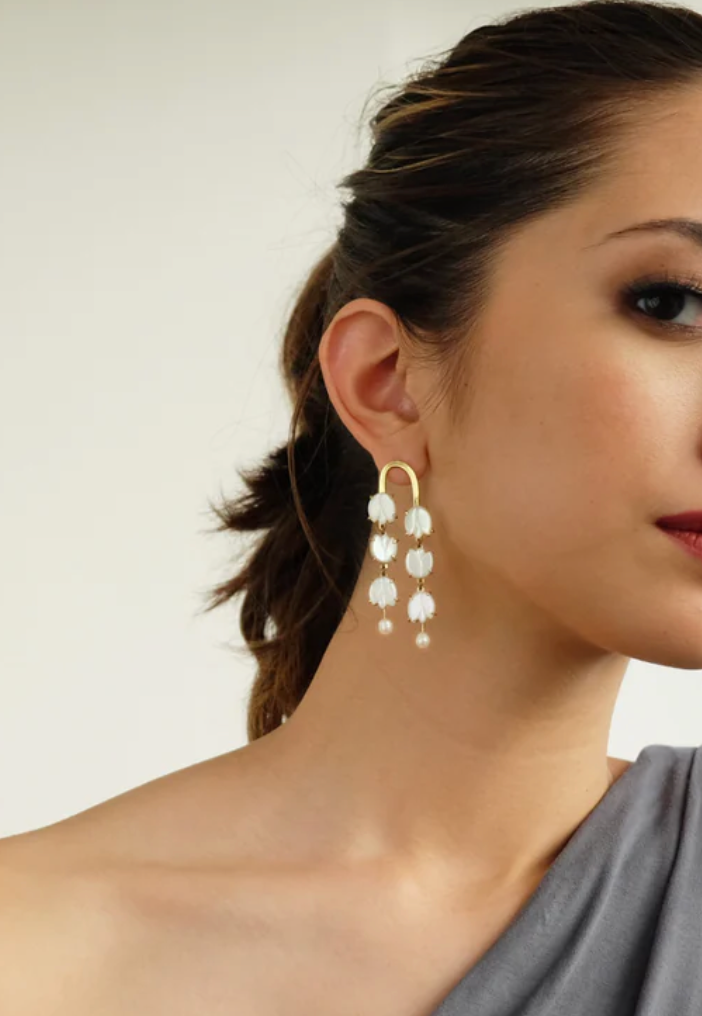 Collette in Mother of Pearl