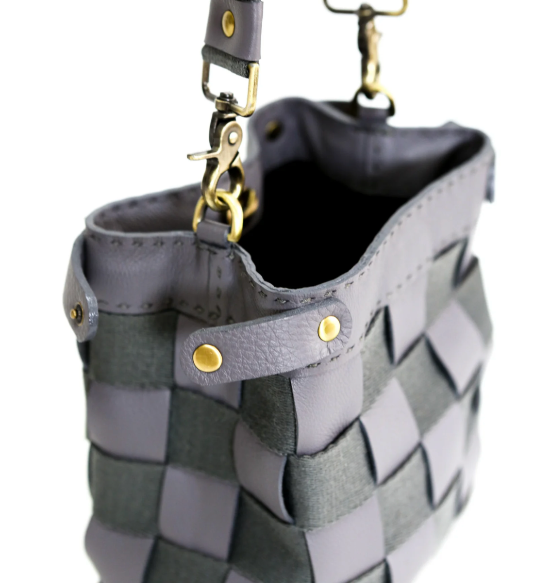 Supot in Gray
