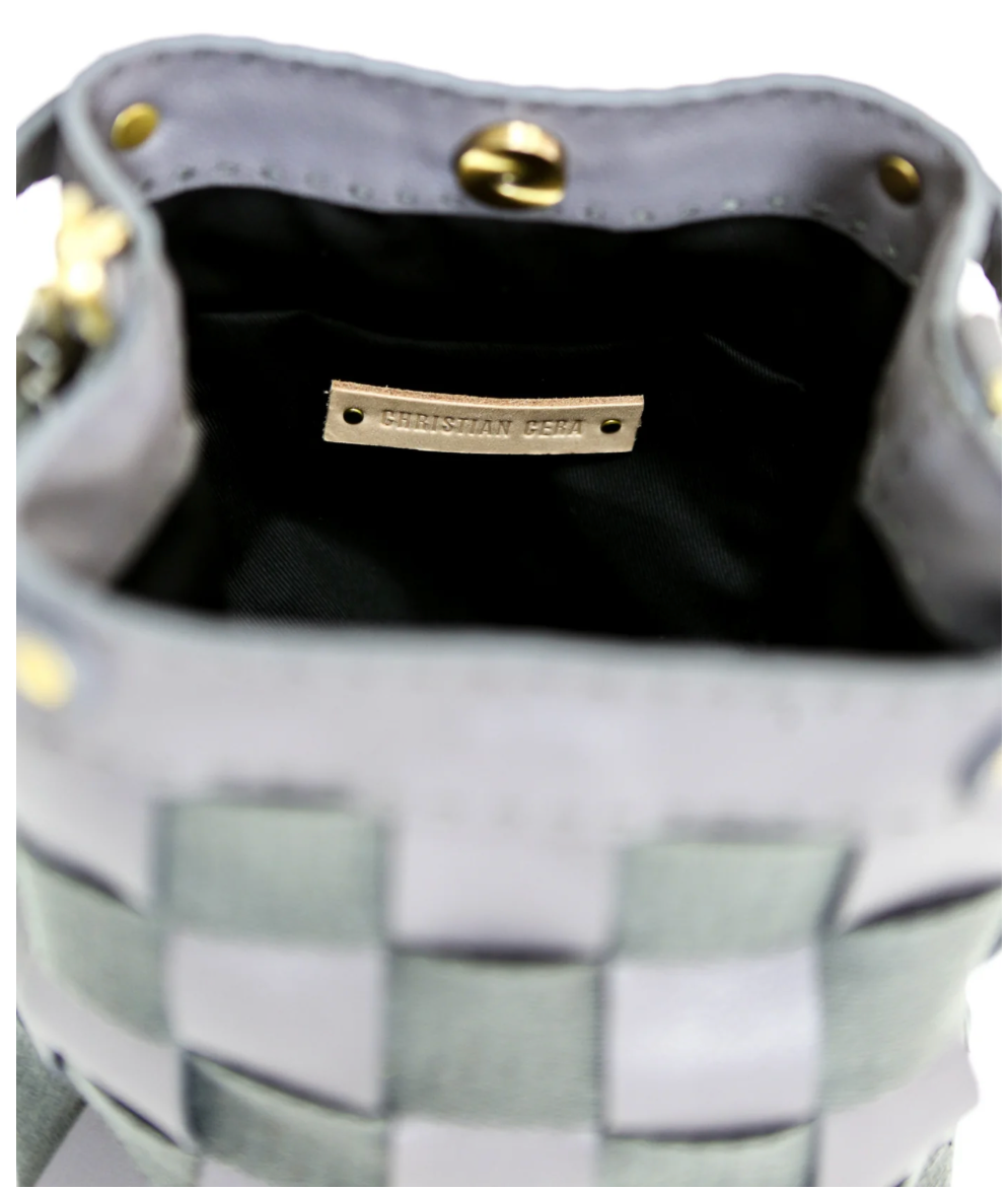 Supot in Gray