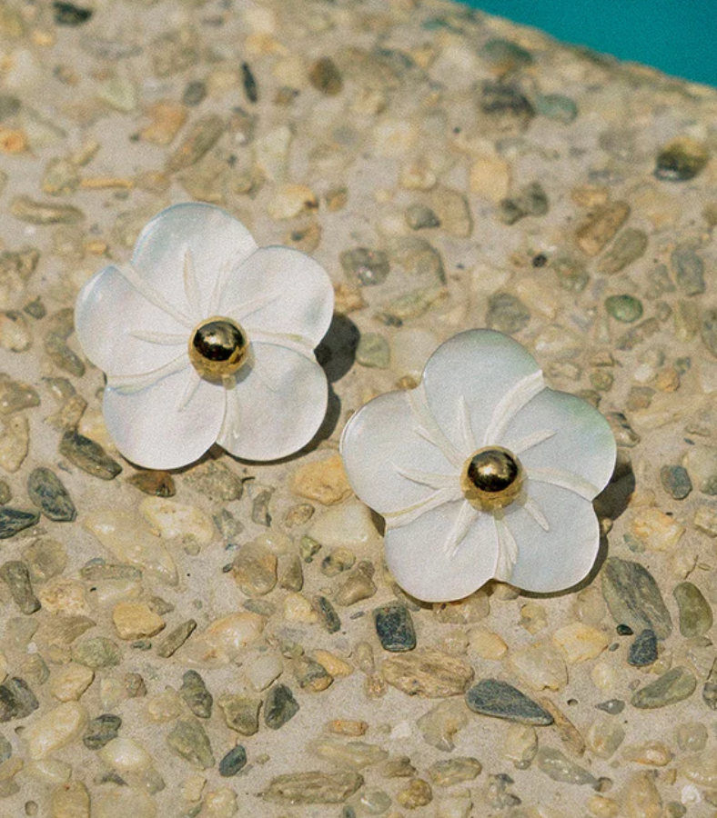 Chuchi Earrings in Mother of Pearl