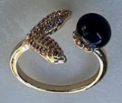 Solo Pearl Ring in Crystal Mermaid Tail Ring